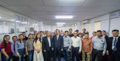 ឧកញ៉ាបណ្ឌិត គីម ហ៊ាង អញ្ជើញចូលរួមជាគណៈអធិបតី និងជាវាគ្មិនកិត្តិយសក្នុងសិក្ខាសាលា «ឱកាសមាសនៃការវិនិយោគមូលបត្រ» ដើម្បីចែករំលែកបទពិសោធន៍ និងកាលានុវត្តភាពវិនិយោគ