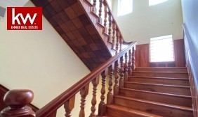 Villa For Sale