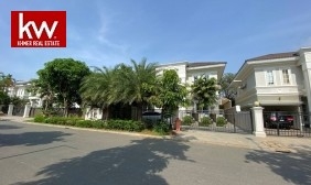 villa for sale