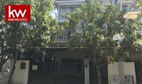 Villa For Sale