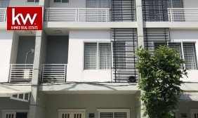 Link-House For Sale