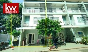 Link-House For Sale