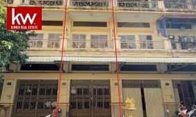 Flat For Rent