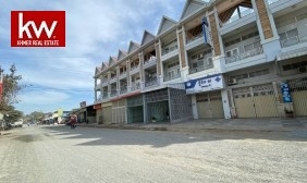 Shop-House for sale near Chouk Meas Market