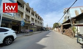 Shop-House for sale near Chouk Meas Market