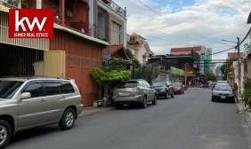 House for Sale in Toul Tompoung