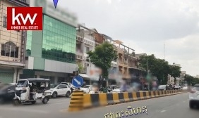 Building for Rent on Main Road